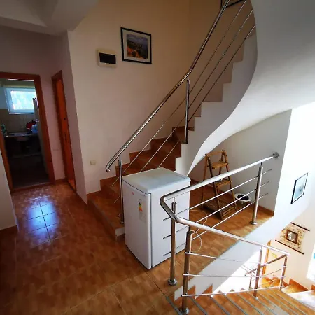 Vendégház Karla
